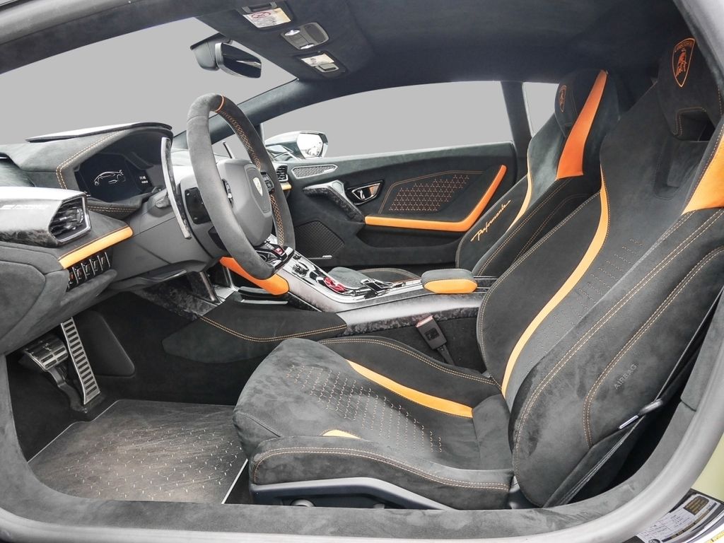 LAMBORGHINI HURACÁN PERFORMANTE EVO AWD | zelená metalíza | předváděcí auto | skladem | od autorizovaného prodejce | online nákup | online prodej | super cena | autoibuy.com